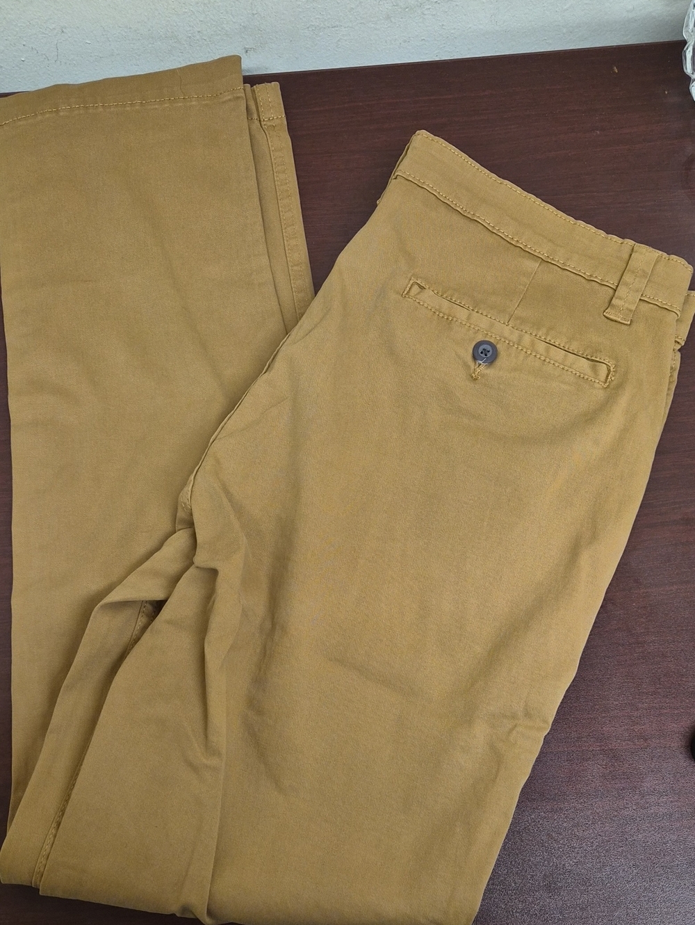 Classic Men's Chino Pants in Tan Size 34/32